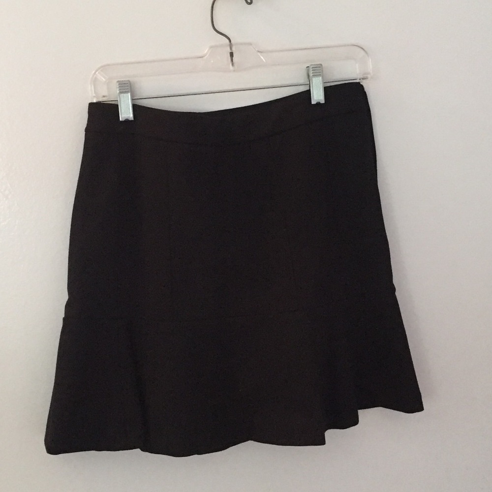 Women’s Size 6P black skirt